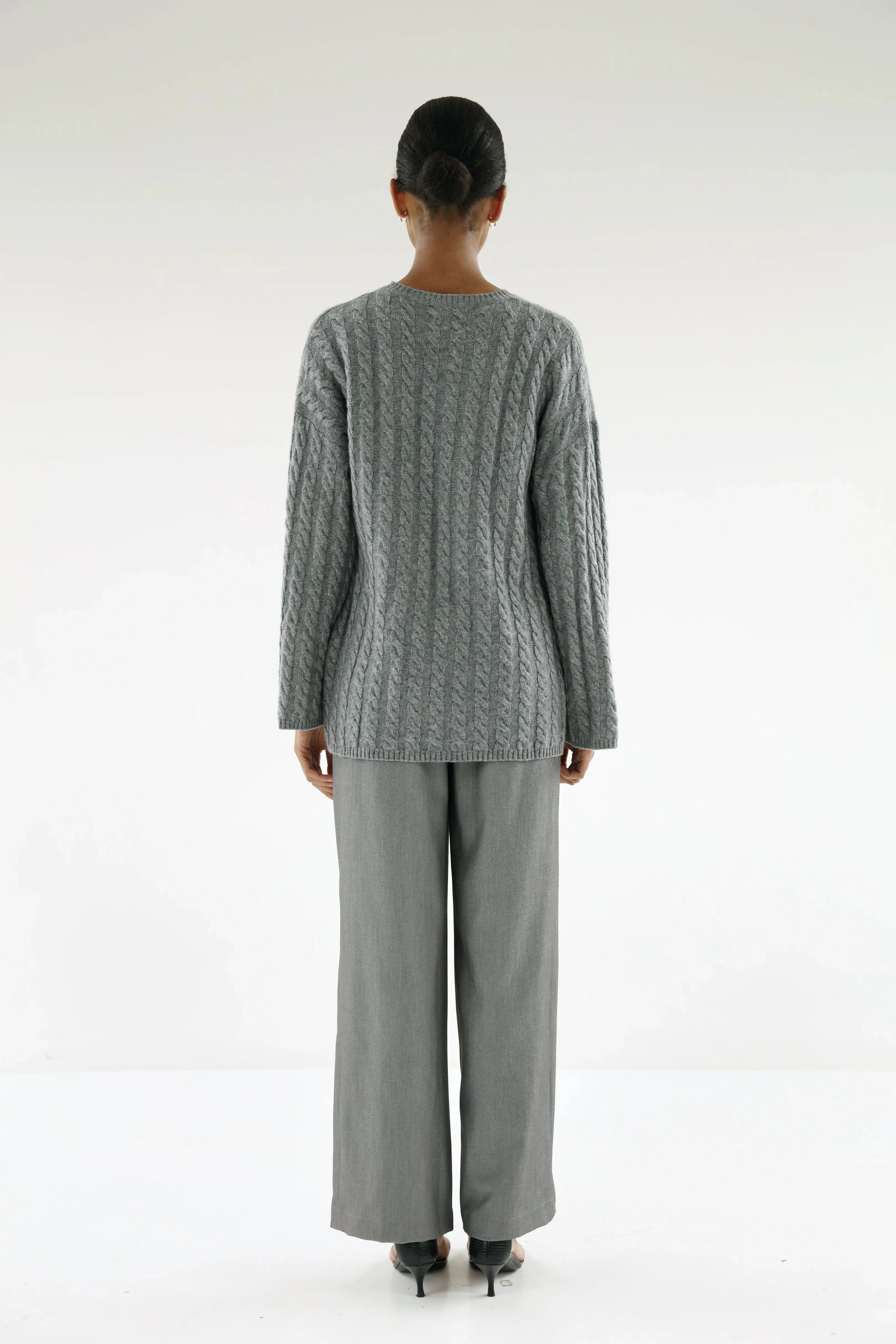 Almada Noa Cable Knit Sweat in Grey