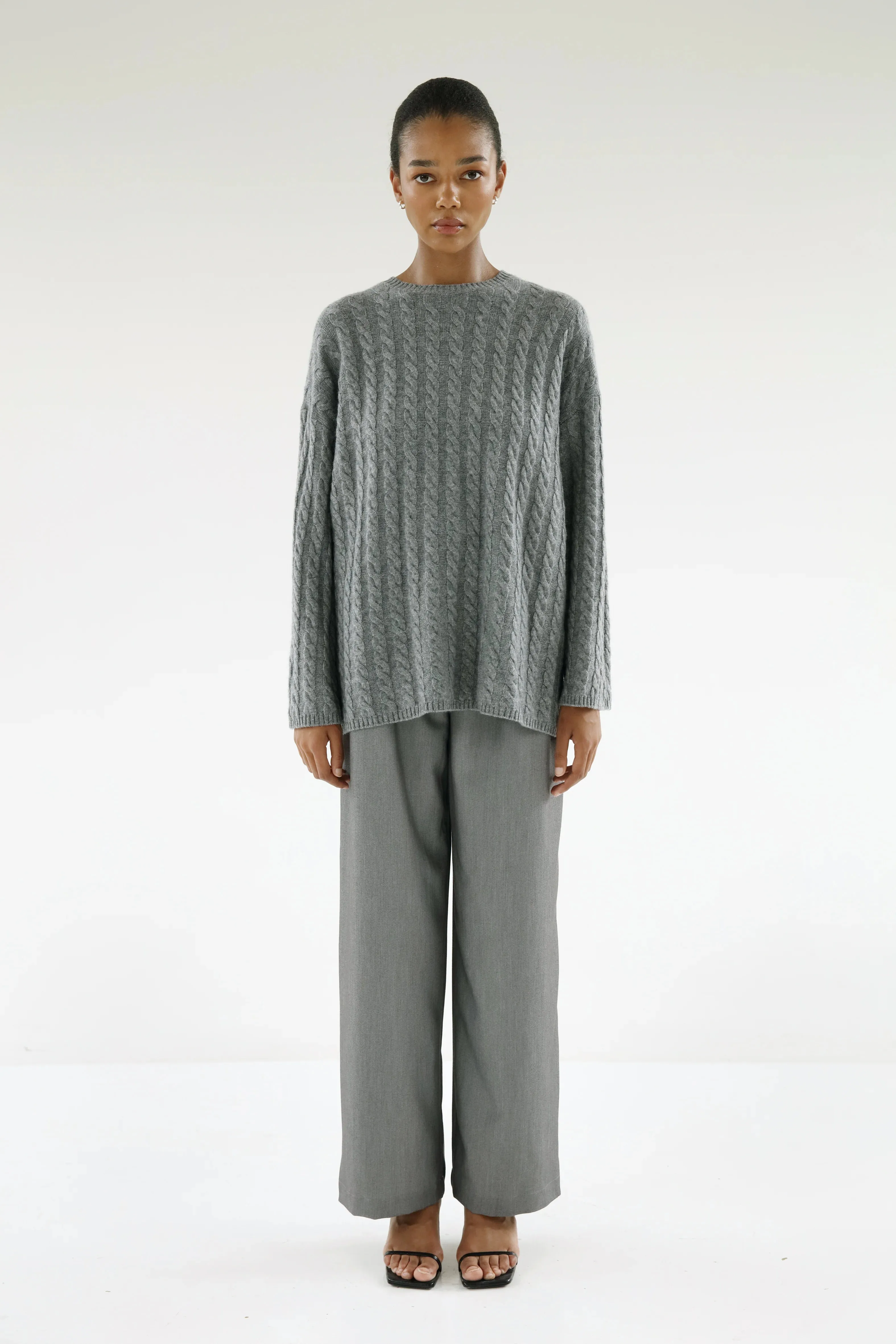Almada Noa Cable Knit Sweat in Grey