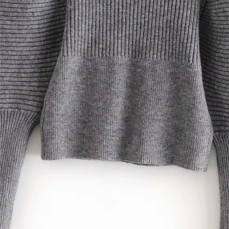 PUFF SLEEVE SWEATER